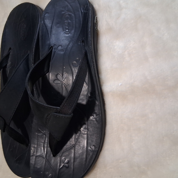 Chaco Black Women's Sandals - Picture 4 of 10